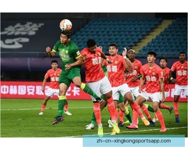 瓦埃勒与兰德斯战平一球难分胜负比赛回顾